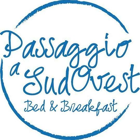Passaggio A Sud Ovest Bed & Breakfast Иглесиас Екстериор снимка