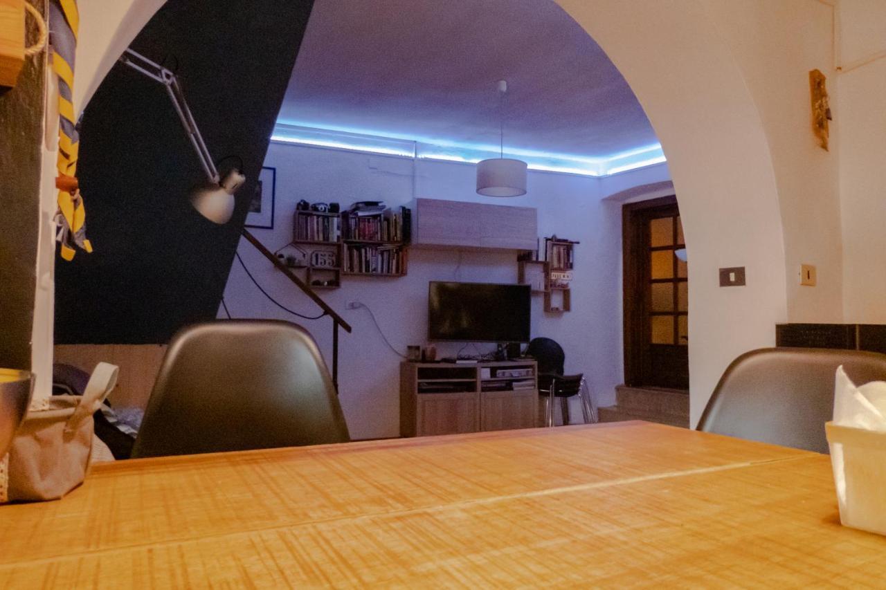 Passaggio A Sud Ovest Bed & Breakfast Иглесиас Екстериор снимка