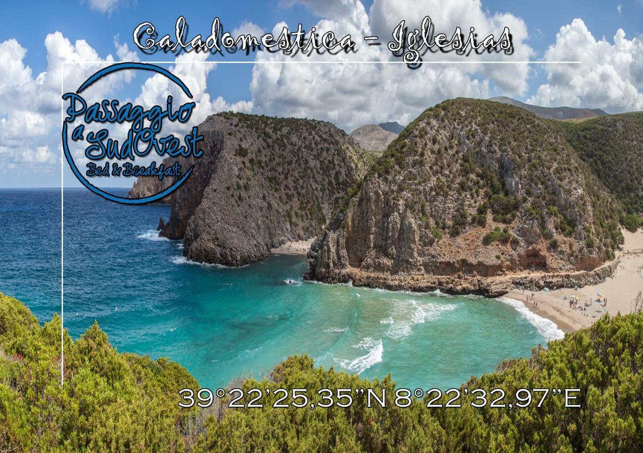 Passaggio A Sud Ovest Bed & Breakfast Иглесиас Екстериор снимка